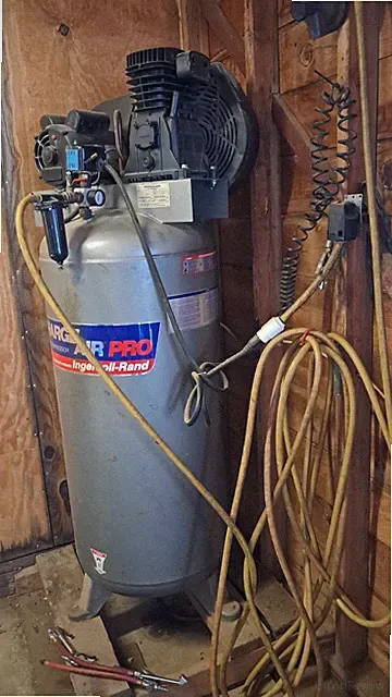 ingersoll rand 60 gallon air compressor